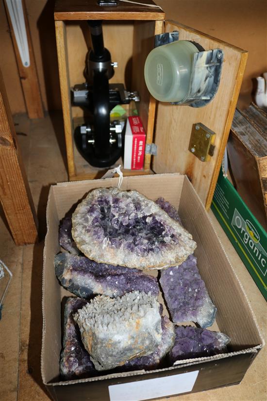 Chinese microscope (boxed) & eight amethyst and other quartz specimens (8)